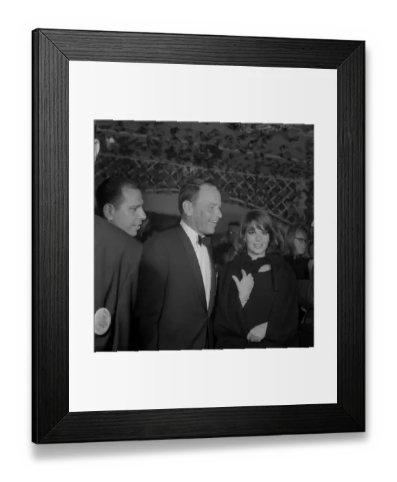 Framed Print : Frank Sinatra And Natalie Wood Framed Print : Frank Sinatra And Natalie Wood