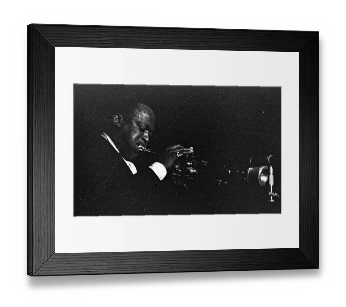 Framed Print : Live Performance