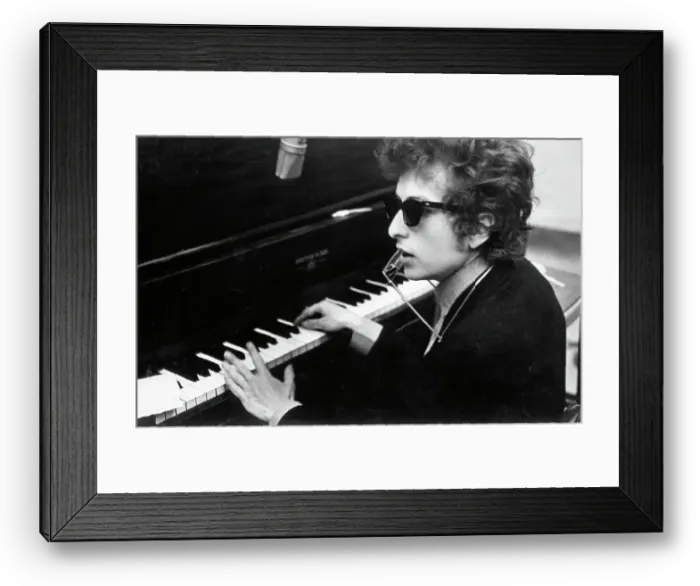 Framed Print : Bob Dylan Records Highway 61 Revisited Framed Print : Bob Dylan Records Highway 61 Revisited