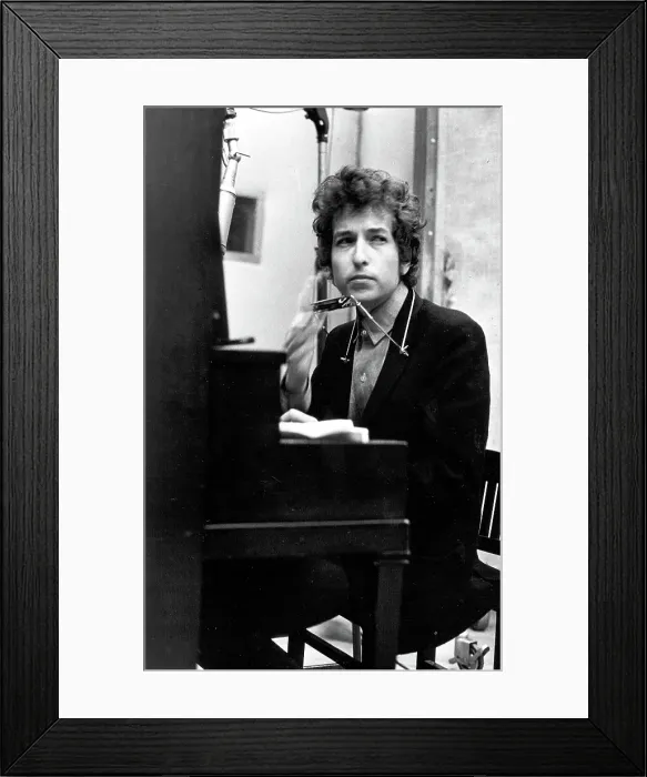Framed Print : Bob Dylan Records Highway 61 Revisited Framed Print : Bob Dylan Records Highway 61 Revisited