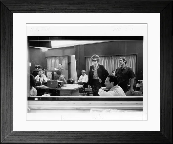 Framed Print : Bob Dylan Records Highway 61 Revisited Framed Print : Bob Dylan Records Highway 61 Revisited