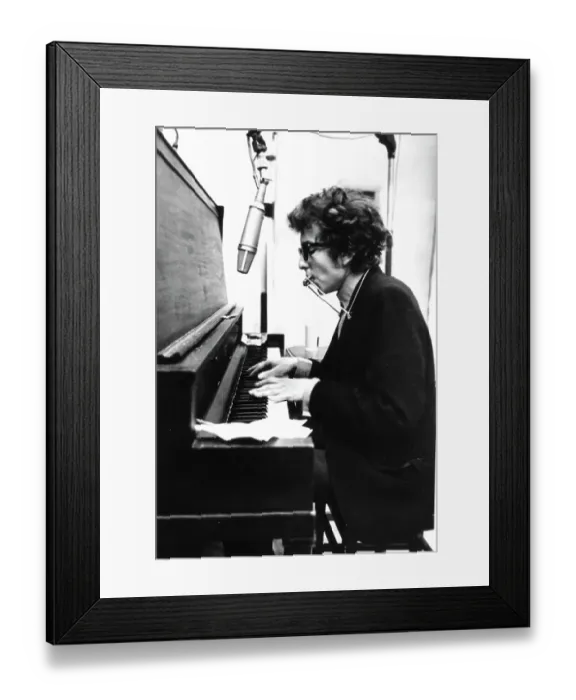 Framed Print : Bob Dylan Records Highway 61 Revisited Framed Print : Bob Dylan Records Highway 61 Revisited