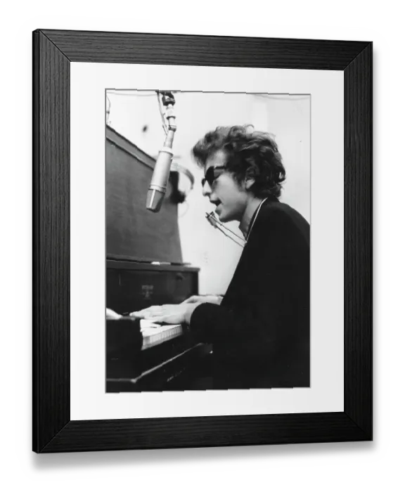 Framed Print : Bob Dylan Records Highway 61 Revisited Framed Print : Bob Dylan Records Highway 61 Revisited