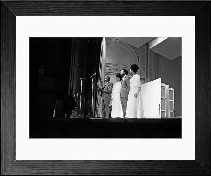 Framed Print : The Staple Singers At The New York Folk Festival Framed Print : The Staple Singers At The New York Folk Festival