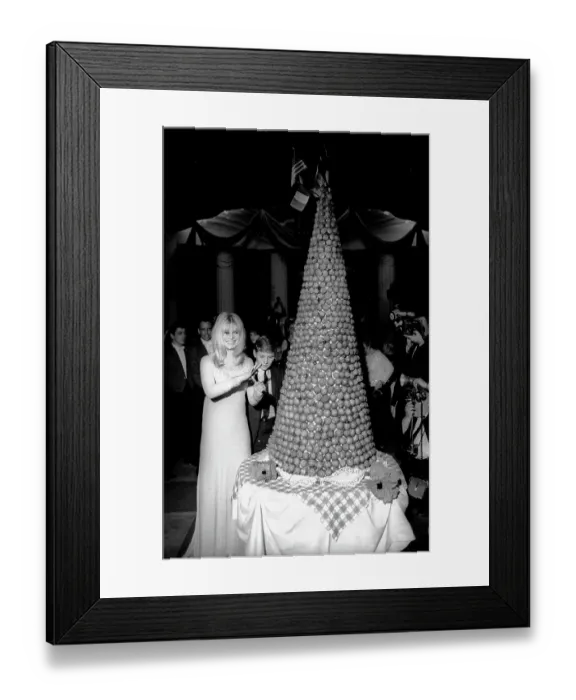 Framed Print : Viva Maria! Film Premiere Framed Print : Viva Maria! Film Premiere