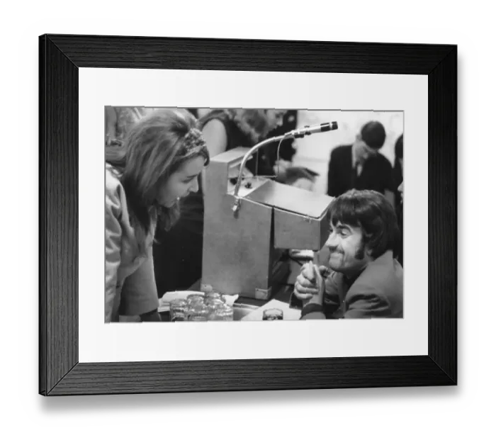 Framed Print : Jim McCarty Of The Yardbirds