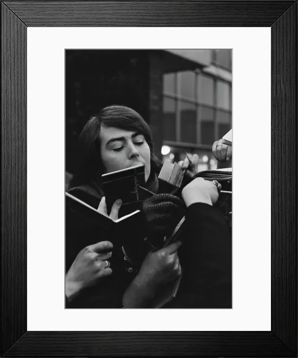 Framed Print : The Lovin Spoonful And Autograph Hunters Framed Print : The Lovin Spoonful And Autograph Hunters