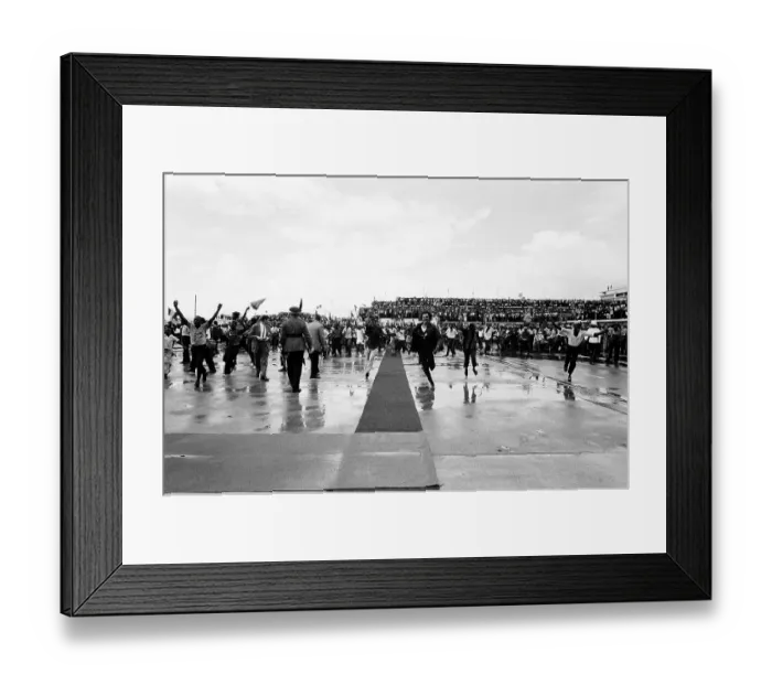 Framed Print : Crowds Of Rastafarians Await The Arrival Of Haile Selassie In Kingston Jamaica Framed Print : Crowds Of Rastafarians Await The Arrival Of Haile Selassie In Kingston Jamaica