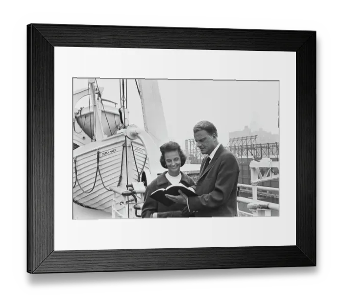 Framed Print : Billy & Ruth Set Sail For Their London Crusade Framed Print : Billy & Ruth Set Sail For Their London Crusade