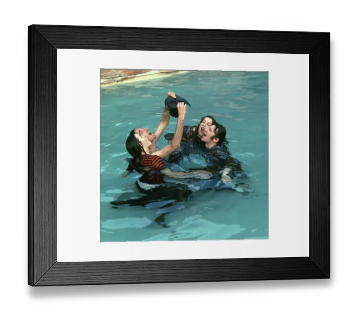 Framed Print : The Mamas And The Papas Deliver Album Cover Portrait Session Framed Print : The Mamas And The Papas Deliver Album Cover Portrait Session