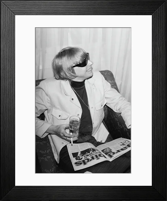 Framed Print : The Yardbirds US Tour, 1966 Framed Print : The Yardbirds US Tour, 1966