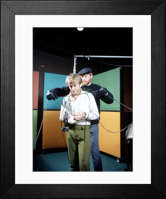 Framed Print : Recording Smile