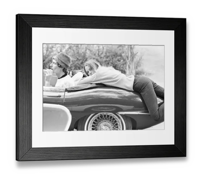 Framed Print : John And Michelle Phillips Of The Rock Group Mamas and Papas Framed Print : John And Michelle Phillips Of The Rock Group Mamas and Papas