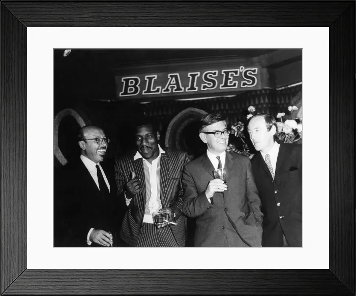 Framed Print : Ahmet Ertegun & Otis Redding Framed Print : Ahmet Ertegun & Otis Redding