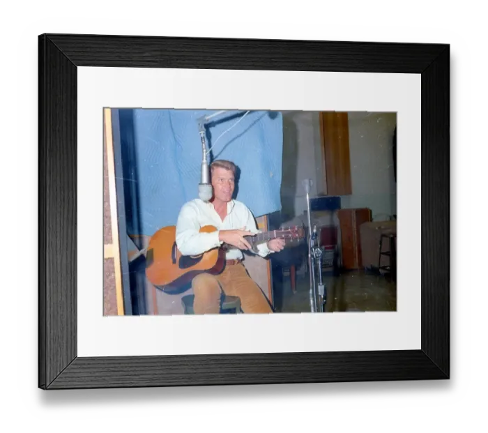 Framed Print : Glen Campbell Framed Print : Glen Campbell