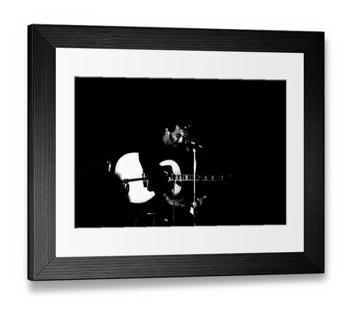 Framed Print : Richie Havens At The Cafe Au Go Go