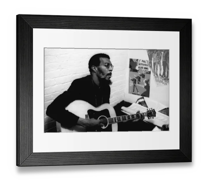 Framed Print : Richie Havens At The Cafe Au Go Go Framed Print : Richie Havens At The Cafe Au Go Go