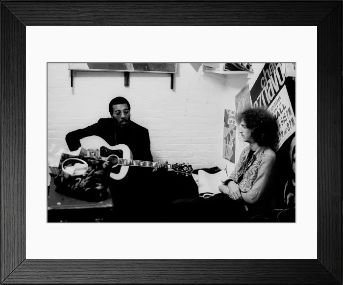 Framed Print : Richie Havens At The Cafe Au Go Go