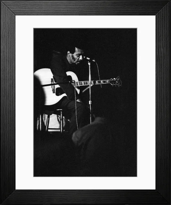 Framed Print : Richie Havens At The Cafe Au Go Go Framed Print : Richie Havens At The Cafe Au Go Go