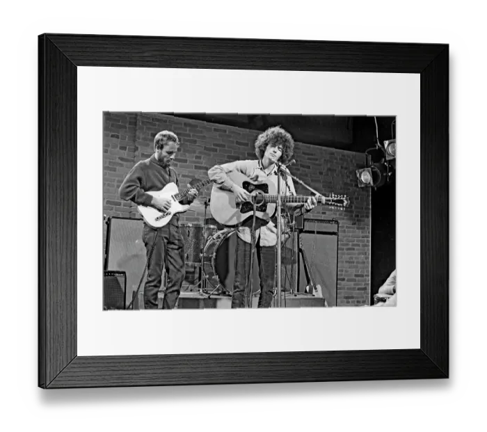 Framed Print : Performing At The Bitter End Framed Print : Performing At The Bitter End