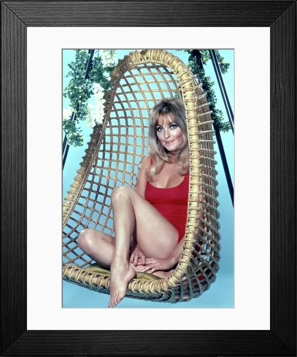 Framed Print : Sharon Tate Portrait Session Framed Print : Sharon Tate Portrait Session