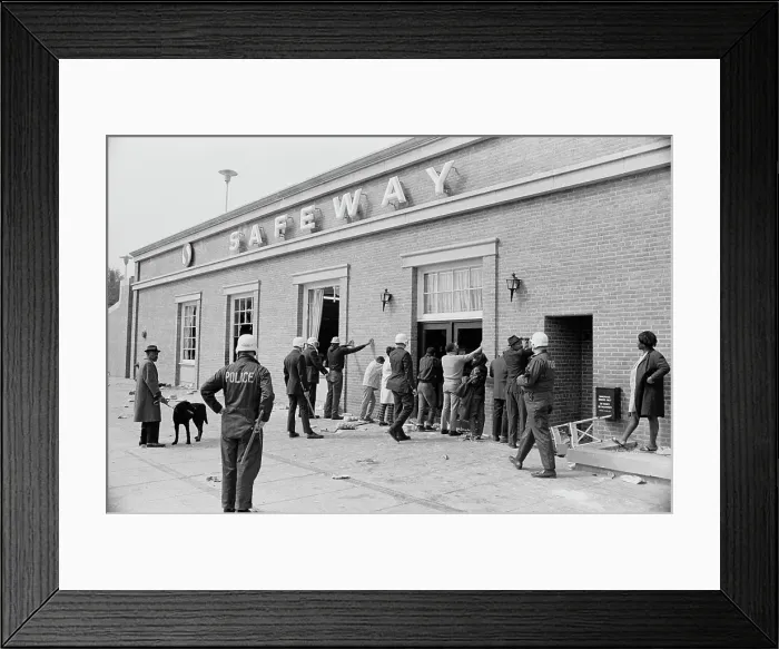 Framed Print : 1968 Washington Riots Framed Print : 1968 Washington Riots