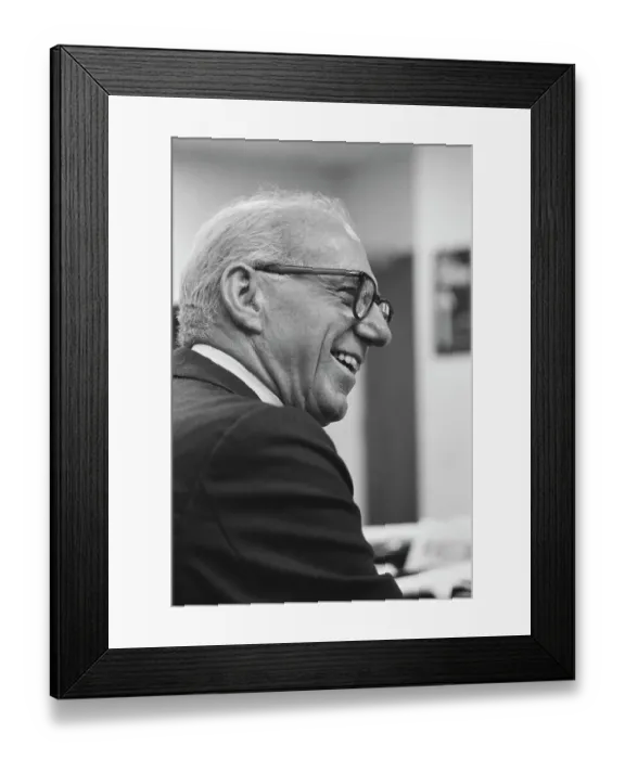 Framed Print : Dr Spock. American paediatrician Dr Benjamin Spock (1903 - 1998), April 1968 Framed Print : Dr Spock. American paediatrician Dr Benjamin Spock (1903 - 1998), April 1968