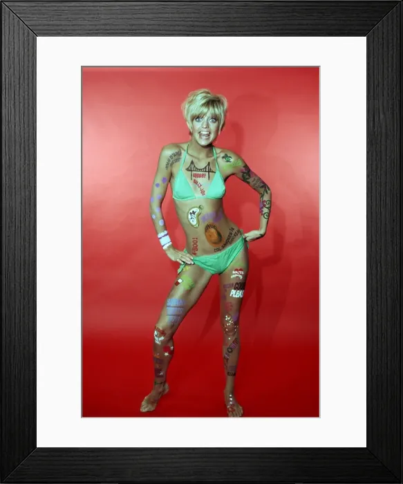 Framed Print : Photo of Goldie Hawn Framed Print : Photo of Goldie Hawn