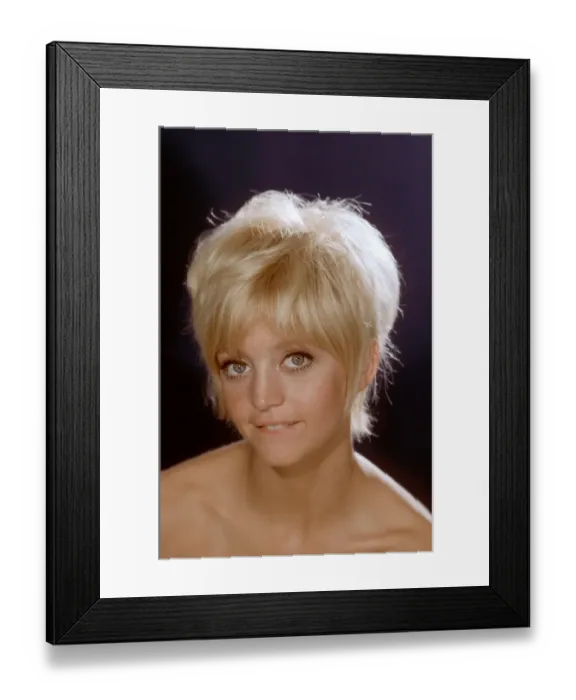 Framed Print : Photo of Goldie Hawn Framed Print : Photo of Goldie Hawn