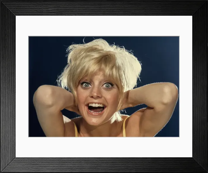 Framed Print : Goldie Hawn Framed Print : Goldie Hawn