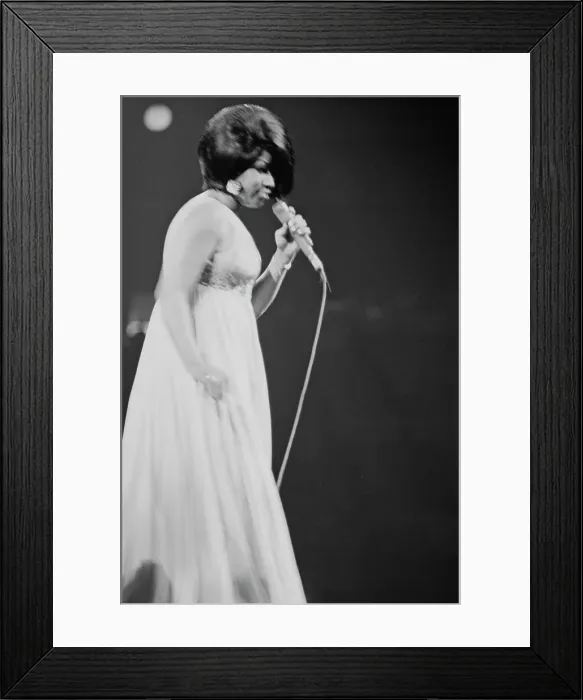 Framed Print : Aretha Franklin Framed Print : Aretha Franklin