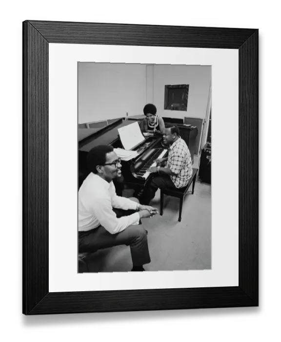 Framed Print : Al Bell And Carla Thomas Framed Print : Al Bell And Carla Thomas