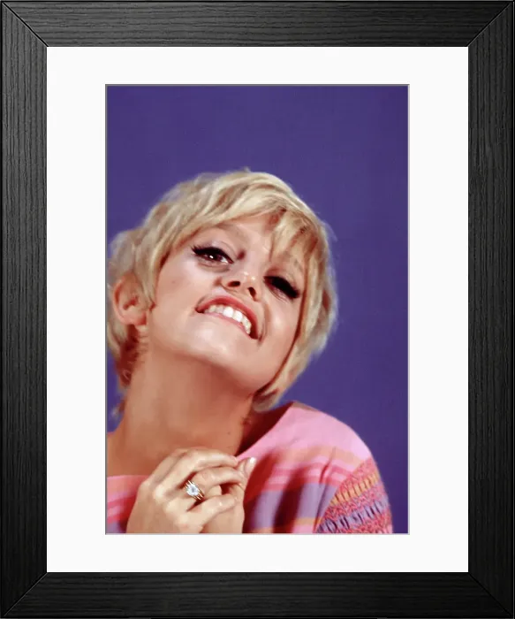 Framed Print : Photo of Goldie Hawn