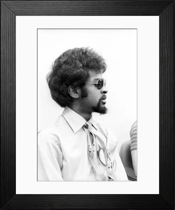 Framed Print : Larry Graham At CBS Studios Framed Print : Larry Graham At CBS Studios
