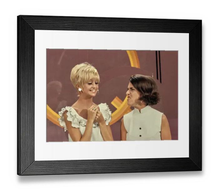 Framed Print : Goldie Hawn in Rowan & Martin's Laugh-In Framed Print : Goldie Hawn in Rowan & Martin's Laugh-In