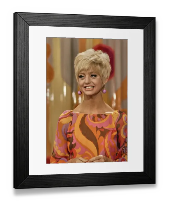 Framed Print : Goldie Hawn in Rowan & Martin's Laugh-In Framed Print : Goldie Hawn in Rowan & Martin's Laugh-In