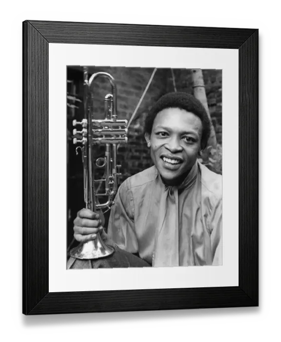 Framed Print : Hugh Masekela Portrait Session