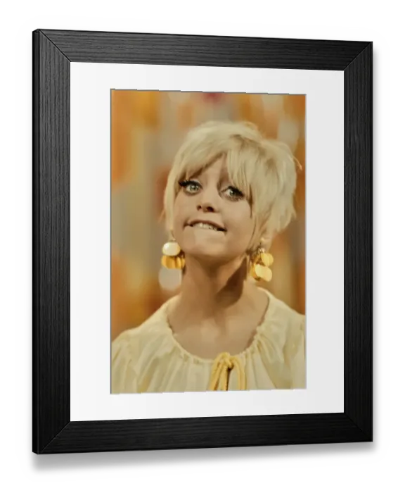 Framed Print : Goldie Hawn in Rowan & Martin's Laugh-In Framed Print : Goldie Hawn in Rowan & Martin's Laugh-In