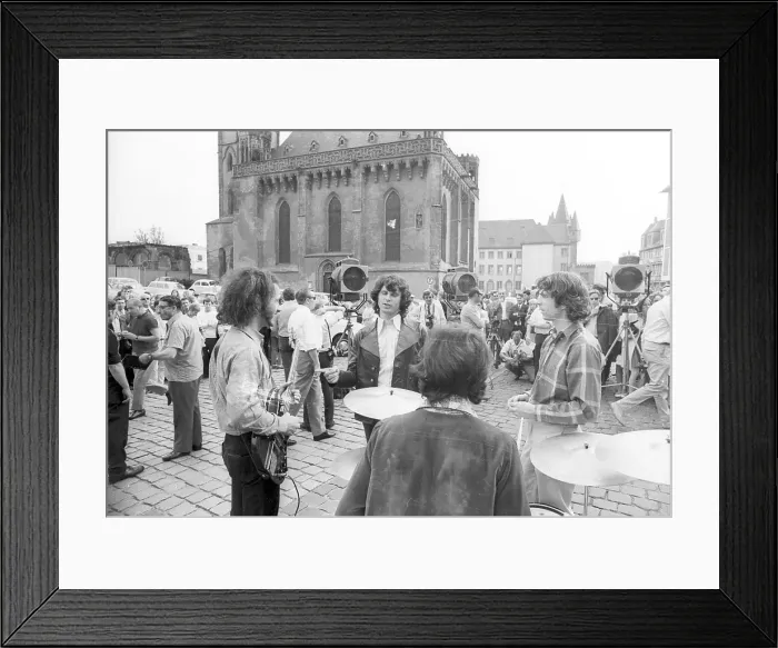 Framed Print : The Doors In Frankfurt Framed Print : The Doors In Frankfurt