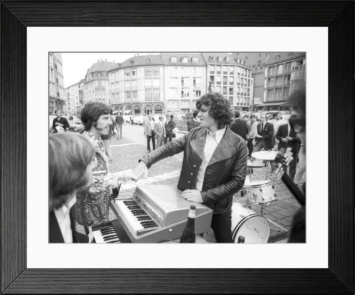 Framed Print : The Doors In Frankfurt Framed Print : The Doors In Frankfurt