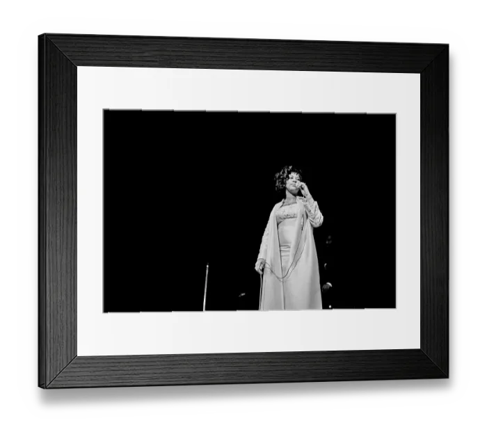 Framed Print : Aretha Franklin with The Sweet Inspirations, Live at The Philharmonic Hall Framed Print : Aretha Franklin with The Sweet Inspirations, Live at The Philharmonic Hall