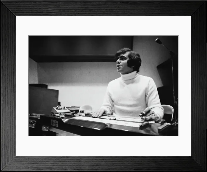 Framed Print : Eddie Gray Framed Print : Eddie Gray