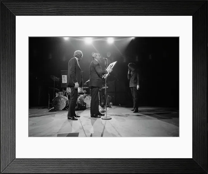 Framed Print : Cream In New York Framed Print : Cream In New York
