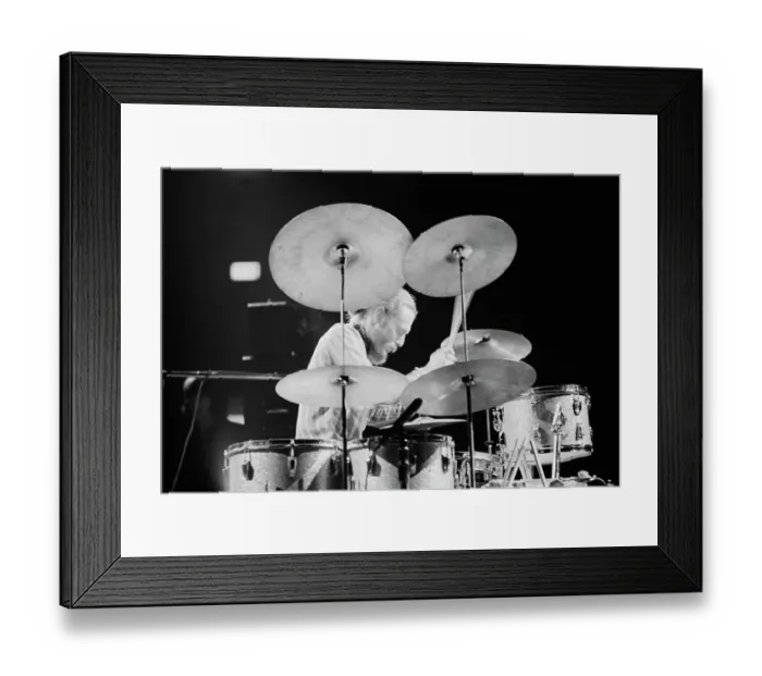 Framed Print : Cream In New York Framed Print : Cream In New York