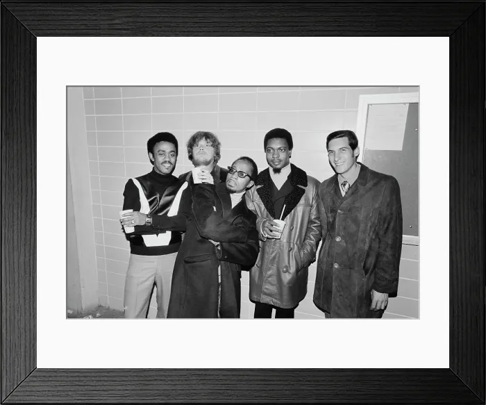 Framed Print : Yuletide Thing Framed Print : Yuletide Thing