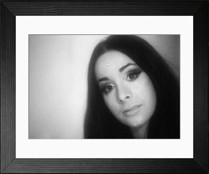 Framed Print : Lotti Golden Portrait Session Framed Print : Lotti Golden Portrait Session