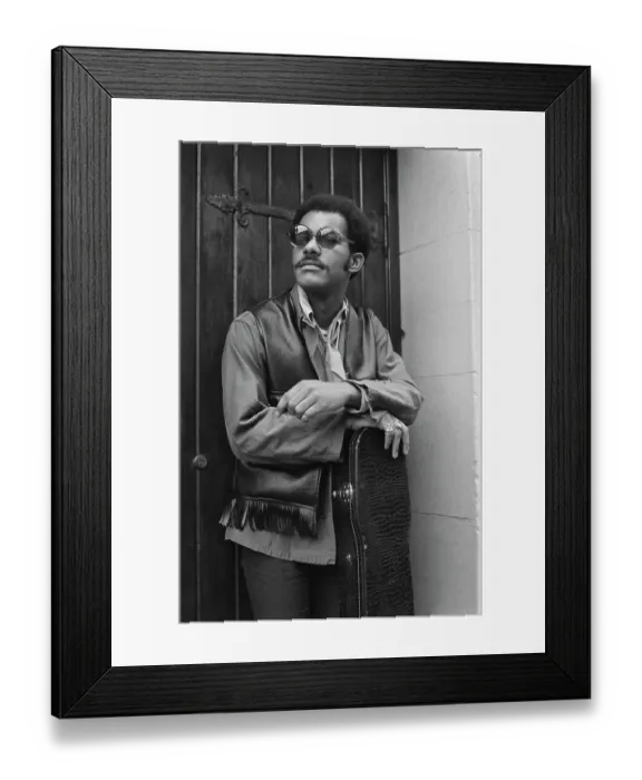 Framed Print : The Chi-Lites Guitarist Framed Print : The Chi-Lites Guitarist