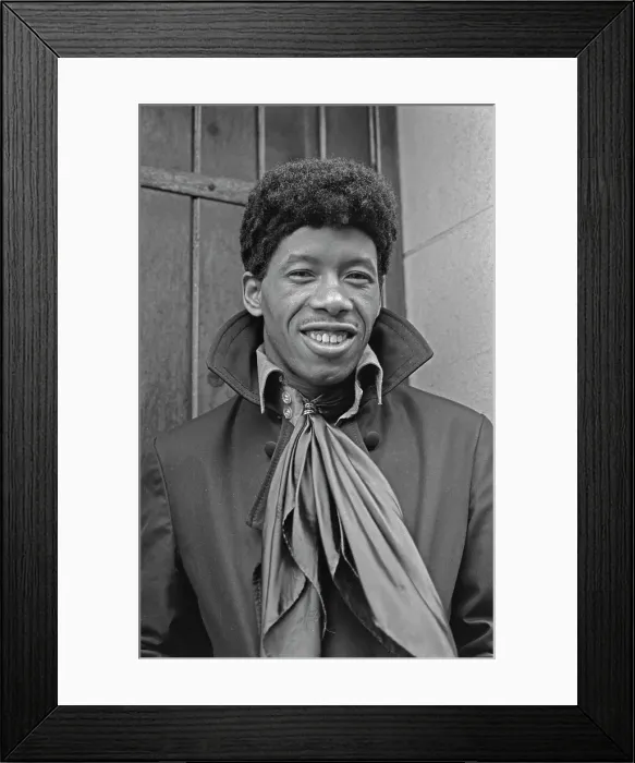 Framed Print : Marshall Thompson Of The Chi-Lites Framed Print : Marshall Thompson Of The Chi-Lites