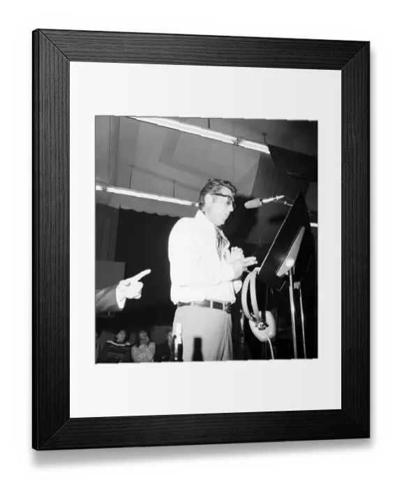 Framed Print : Photo of Dean Martin Framed Print : Photo of Dean Martin
