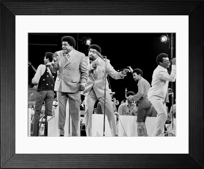 Framed Print : The Isley Brothers At Yankee Stadium Framed Print : The Isley Brothers At Yankee Stadium